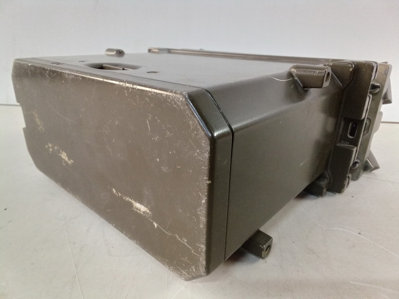 radio militar metal bund 2 45 21x10x19 1u